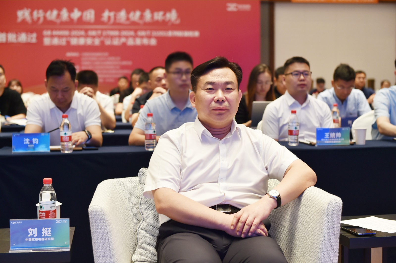 1752218576693081.jpg 1752218576693081.jpg